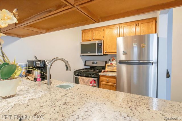 35463 Turner Drive 266, Sterling Heights, MI 48312