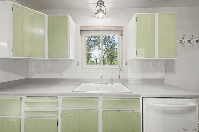 2301 S County Road 23e, Berthoud, CO 80513