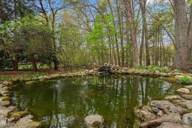 55 Saxony Drive, Sudbury, MA 01776
