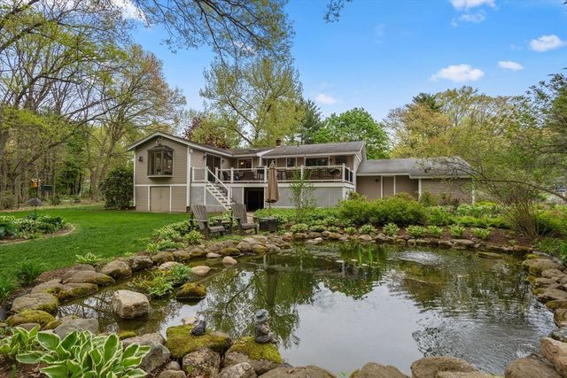 55 Saxony Drive, Sudbury, MA 01776