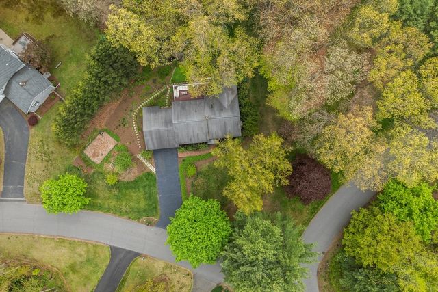 55 Saxony Drive, Sudbury, MA 01776