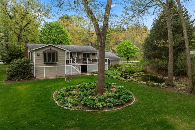 55 Saxony Drive, Sudbury, MA 01776