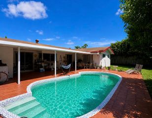20120 Highland Lakes Boulevard, Miami, FL 33179
