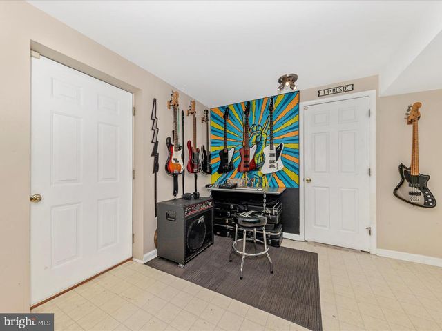 2406 GRAYSTONE LANE, Frederick, MD 21702