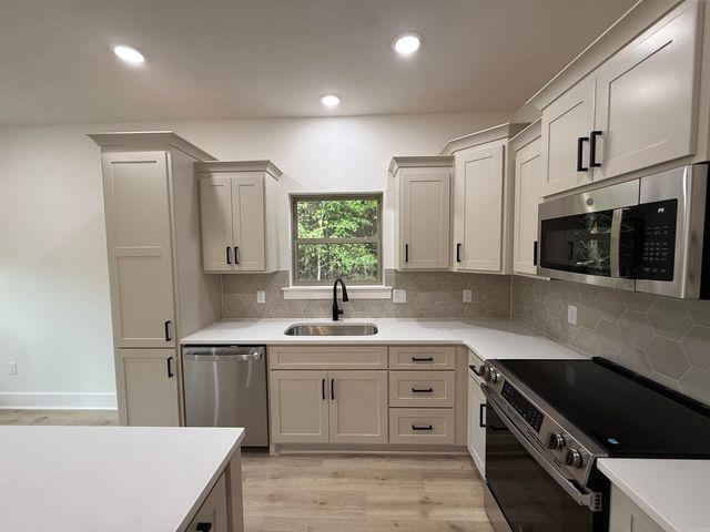 6 Summer Tyme Drive, Greenbrier, AR 72058