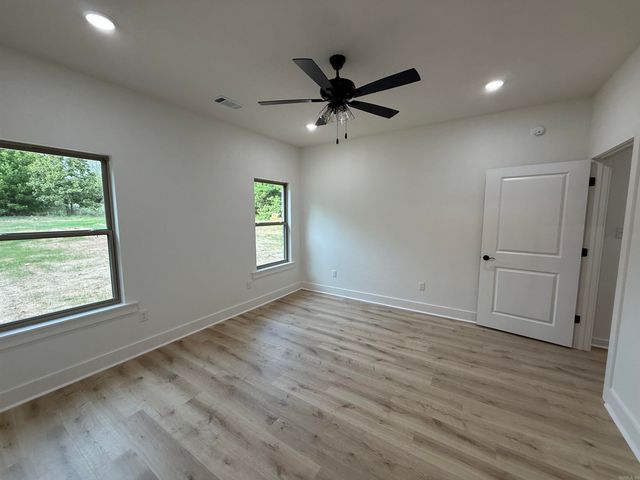 6 Summer Tyme Drive, Greenbrier, AR 72058