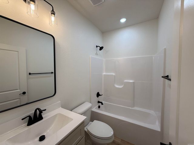 6 Summer Tyme Drive, Greenbrier, AR 72058
