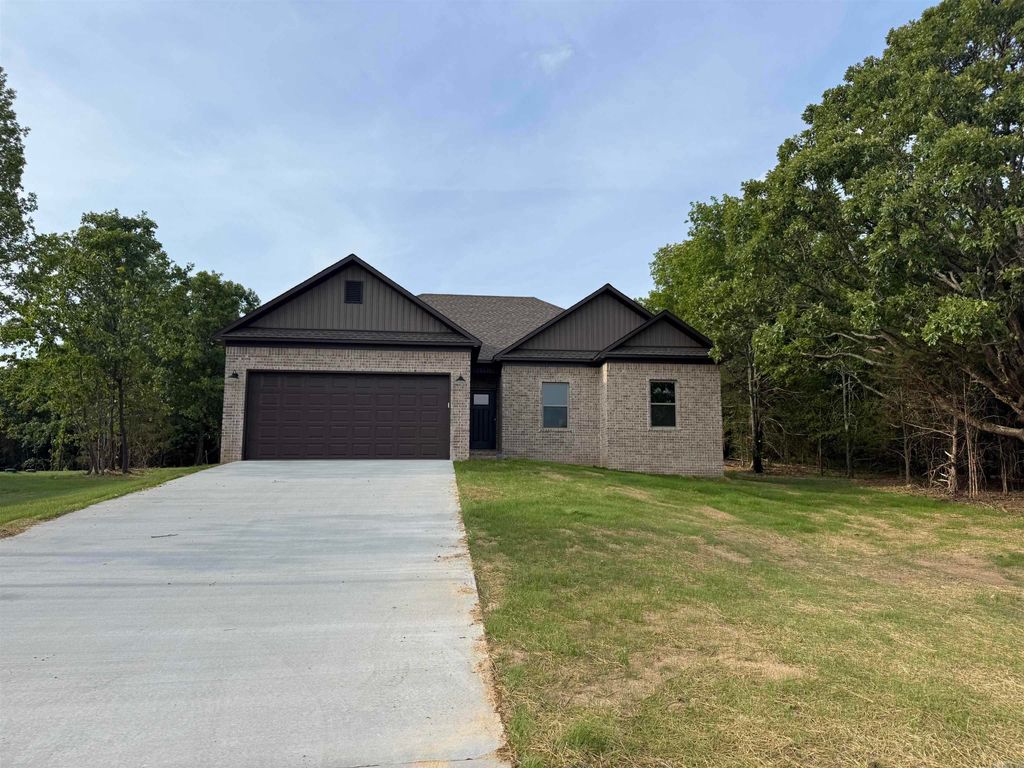 6 Summer Tyme Drive, Greenbrier, AR 72058