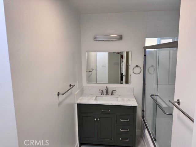 6838 Amestoy, Lake Balboa, CA 91406