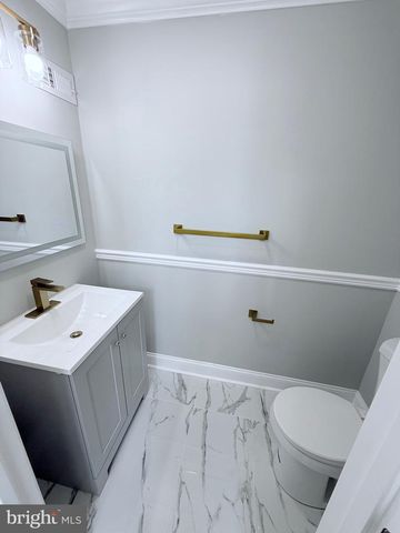 56 E TULPEHOCKEN ST, Philadelphia, PA 19144