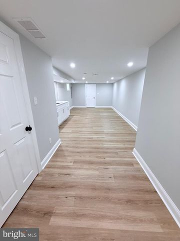 56 E TULPEHOCKEN ST, Philadelphia, PA 19144