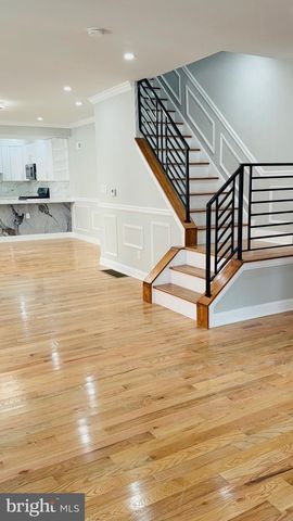 56 E TULPEHOCKEN ST, Philadelphia, PA 19144