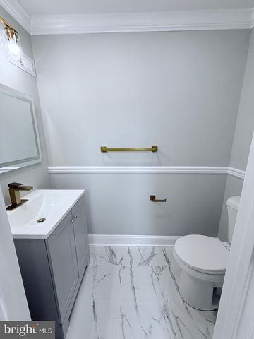 56 E TULPEHOCKEN ST, Philadelphia, PA 19144