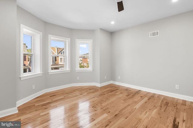 56 E TULPEHOCKEN ST, Philadelphia, PA 19144