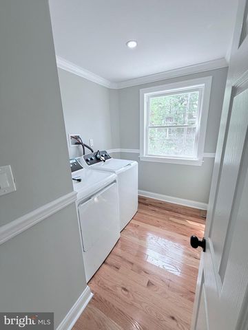 56 E TULPEHOCKEN ST, Philadelphia, PA 19144