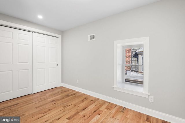 56 E TULPEHOCKEN ST, Philadelphia, PA 19144