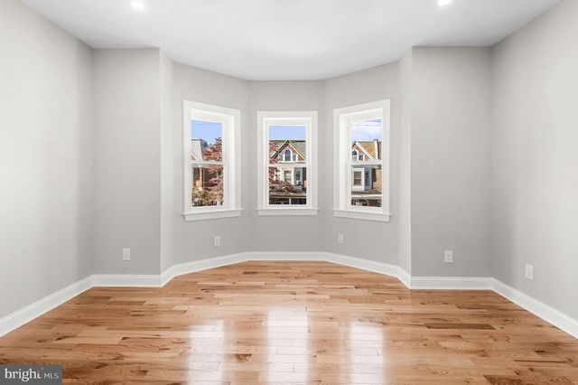 56 E TULPEHOCKEN ST, Philadelphia, PA 19144