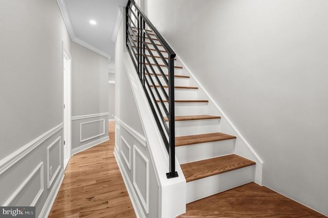 56 E TULPEHOCKEN ST, Philadelphia, PA 19144