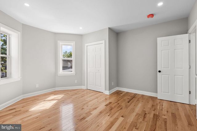 56 E TULPEHOCKEN ST, Philadelphia, PA 19144