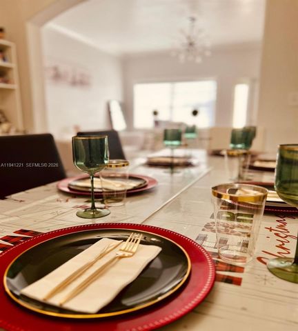 14531 SW 180th Ter, Miami, FL 33177