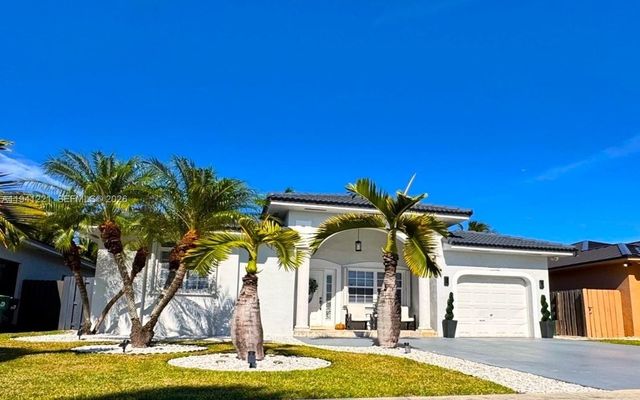 14531 SW 180th Ter, Miami, FL 33177
