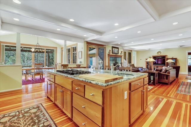 11793 Coyote Ct, Nevada City, CA 95959