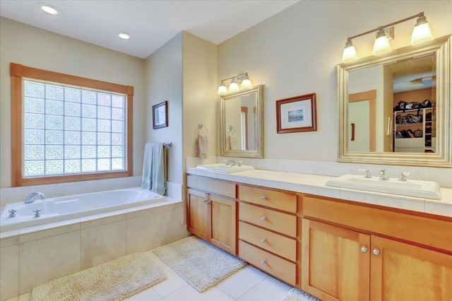 11793 Coyote Ct, Nevada City, CA 95959