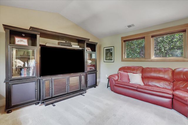 11793 Coyote Ct, Nevada City, CA 95959