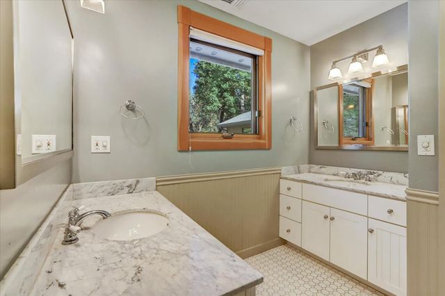 11793 Coyote Ct, Nevada City, CA 95959