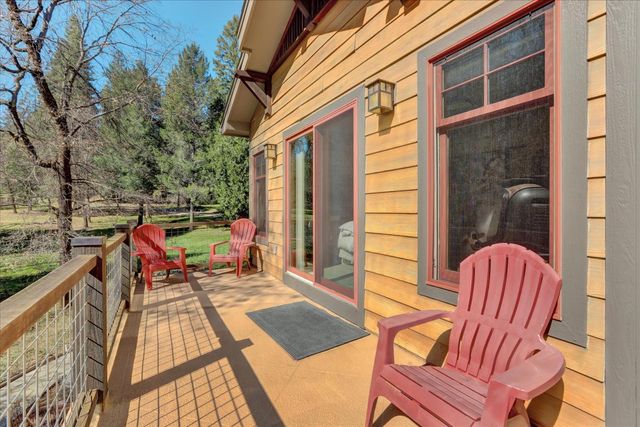 11793 Coyote Ct, Nevada City, CA 95959