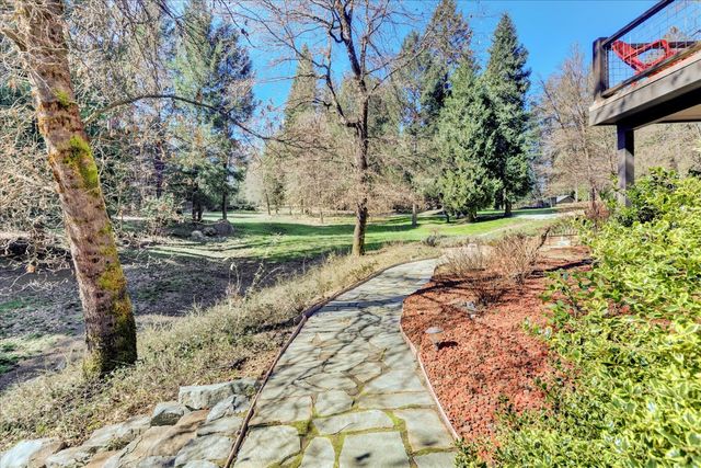 11793 Coyote Ct, Nevada City, CA 95959