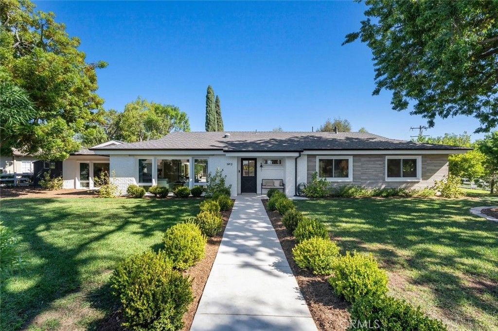 2 Saddlehorn Lane, Rolling Hills Estates, CA 90274 — photo 2
