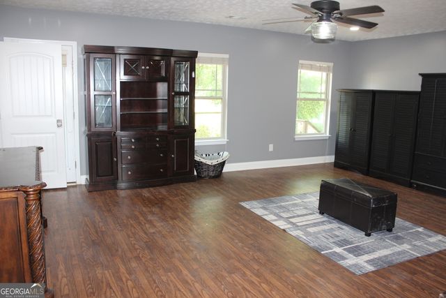 33 LEE ROAD 2076, Phenix City, AL 36870