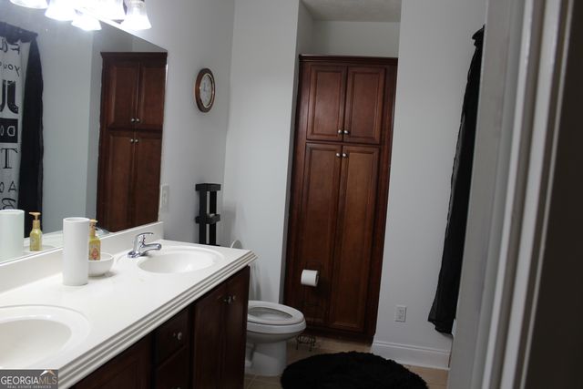 33 LEE ROAD 2076, Phenix City, AL 36870