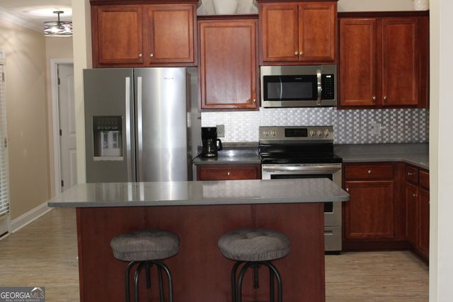 33 LEE ROAD 2076, Phenix City, AL 36870