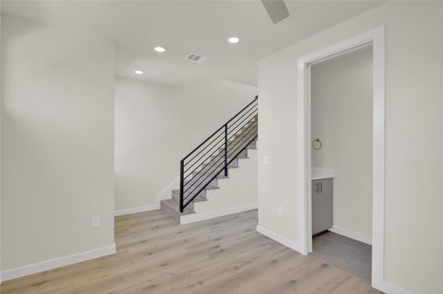 7208 Providence Ave 1, Austin, TX 78752