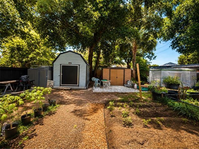 1330 MONTEREY DRIVE, Eustis, FL 32726