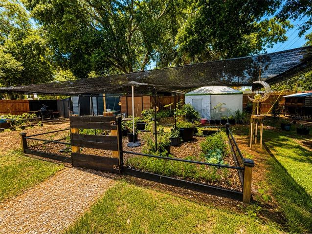 1330 MONTEREY DRIVE, Eustis, FL 32726