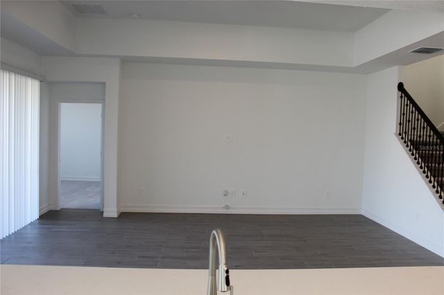 18562 SERENE LAKE LOOP, Lutz, FL 33548