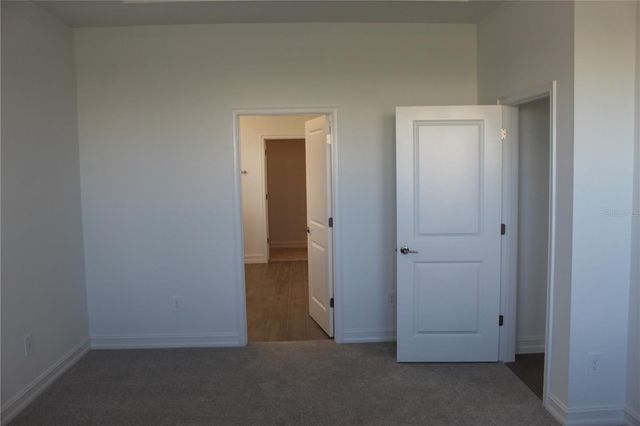 18562 SERENE LAKE LOOP, Lutz, FL 33548