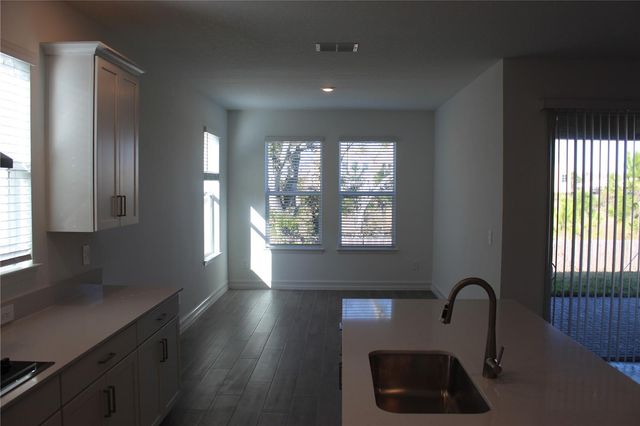 18562 SERENE LAKE LOOP, Lutz, FL 33548