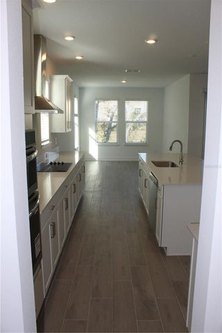 18562 SERENE LAKE LOOP, Lutz, FL 33548