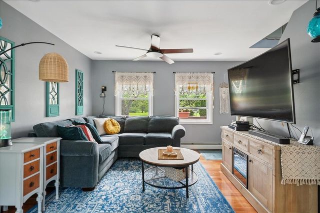 1588 Sandy Birch Road, Georgia, VT 05468