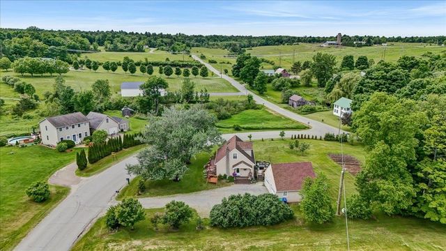 1588 Sandy Birch Road, Georgia, VT 05468