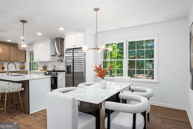 1299 Seven Springs Circle, Marietta, GA 30068
