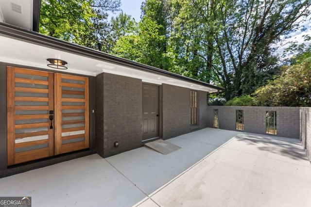 1299 Seven Springs Circle, Marietta, GA 30068