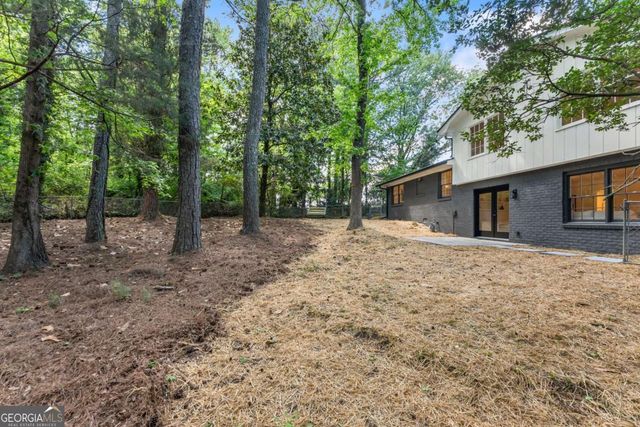 1299 Seven Springs Circle, Marietta, GA 30068