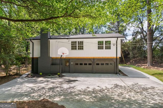 1299 Seven Springs Circle, Marietta, GA 30068