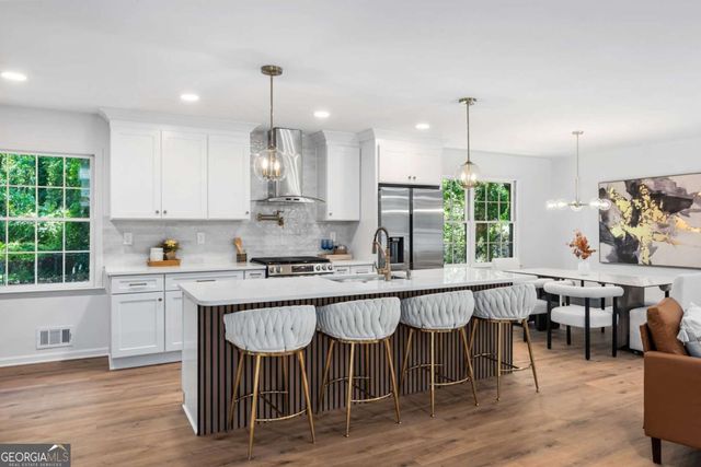 1299 Seven Springs Circle, Marietta, GA 30068