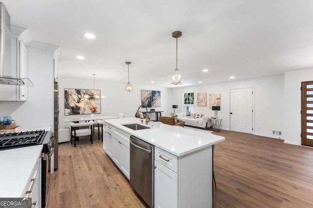 1299 Seven Springs Circle, Marietta, GA 30068